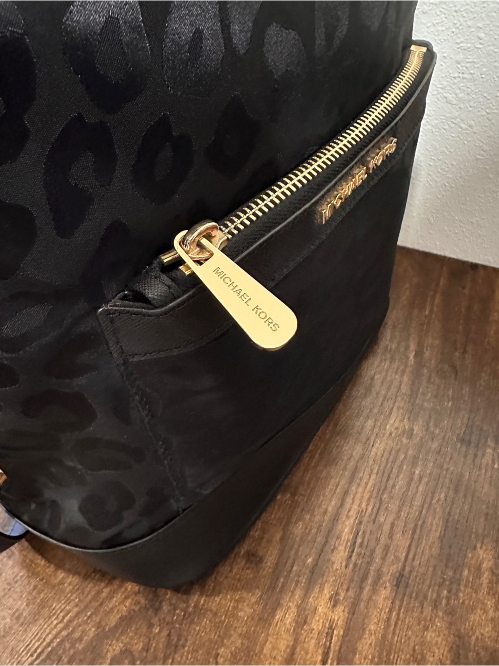 NWOT Michael Kors Black Leopard-Print Nylon Backpack with Gold Hardware - Picture 6 of 8